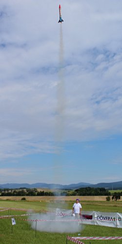 img_3697 model  raf 3xros t gira - let